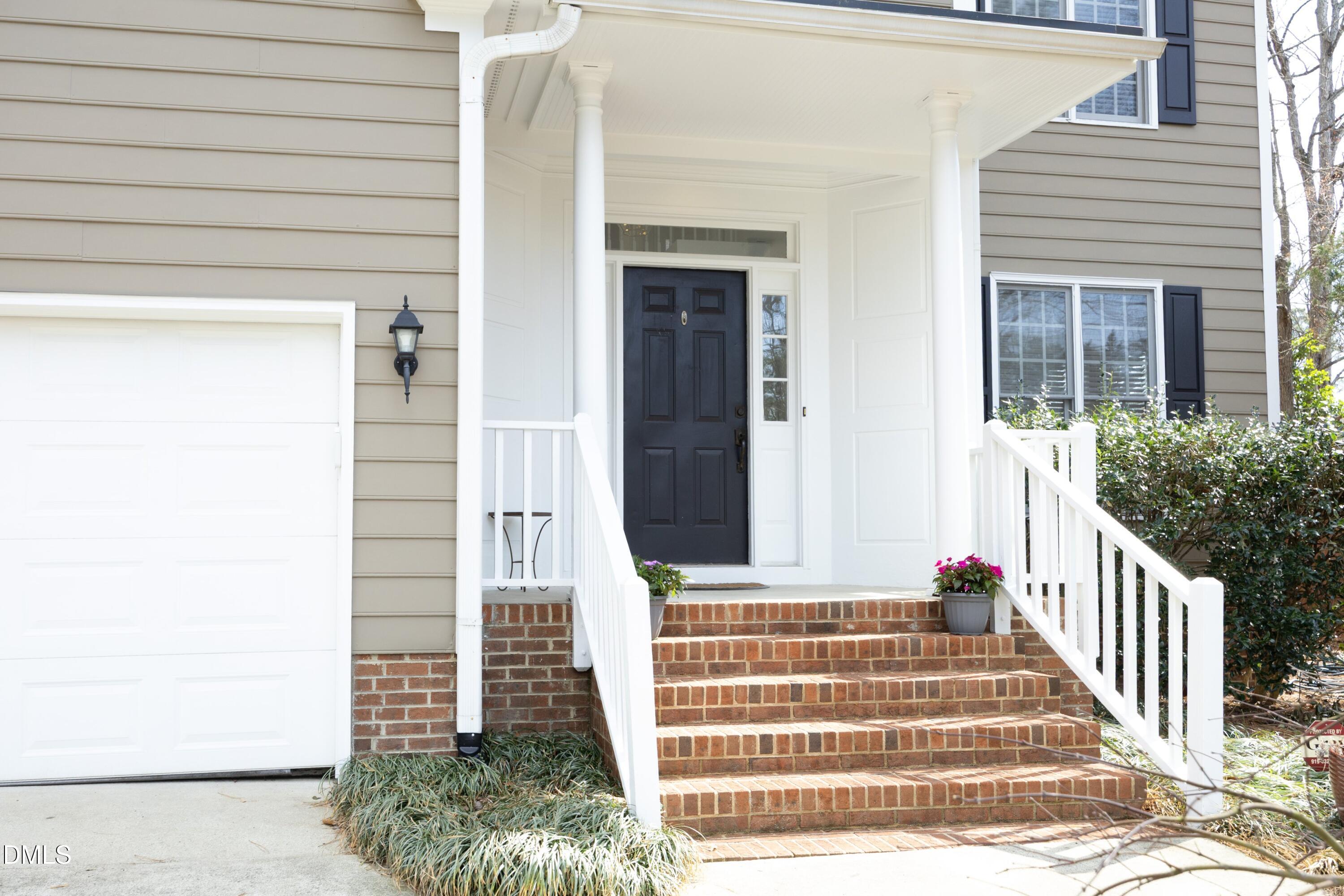 4 Hidcote Circle Durham, NC 27713 - Photo 2 of 5 02Front