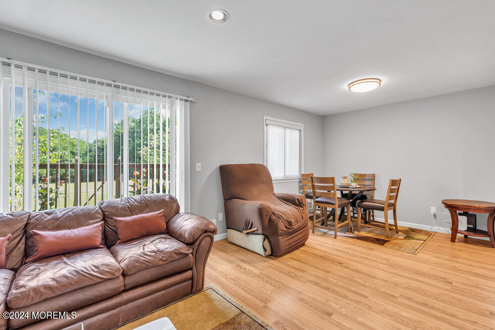 15 Max Place Howell, NJ 07731 - Photo 8 of 27 dsc01587_393