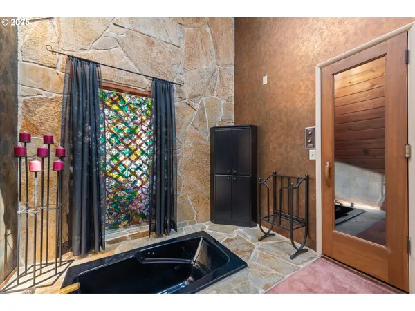 $649,900 | 38470 Elkhorn Estates Road, Baker City, OR 97814