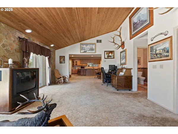 $649,900 | 38470 Elkhorn Estates Road, Baker City, OR 97814