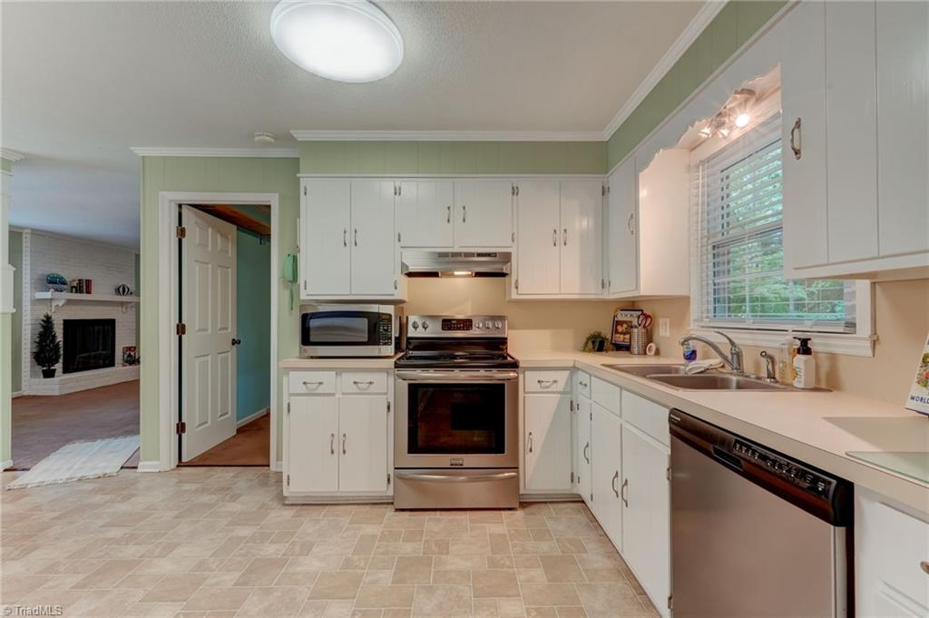 134 Meadow Brook Road Reidsville, NC 27320 - Photo 15 of 35