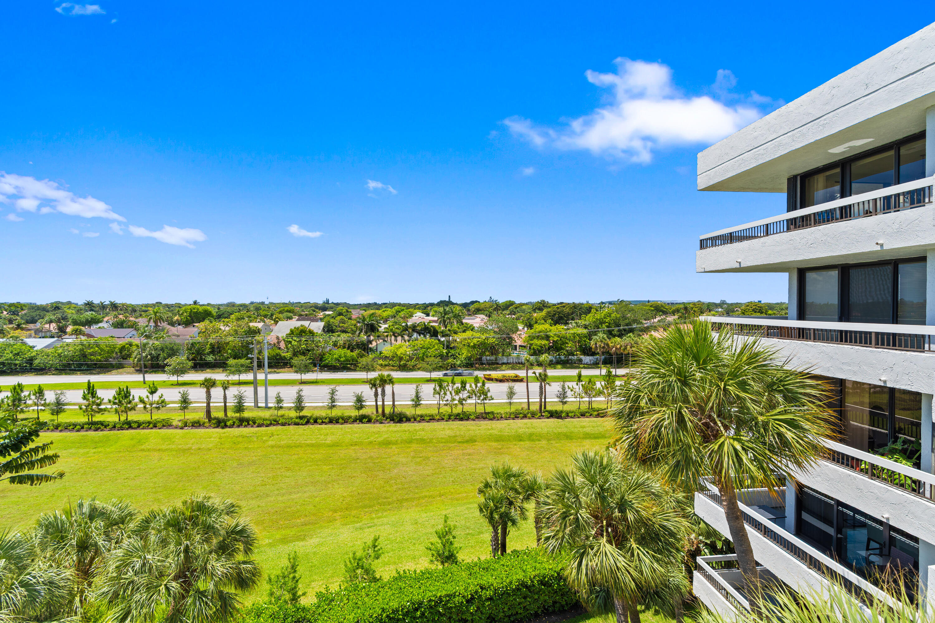 23200 Camino Del Mar, Unit 603 Boca Raton, FL 33433 - Photo 28 of 43 a view of an ocean from a building