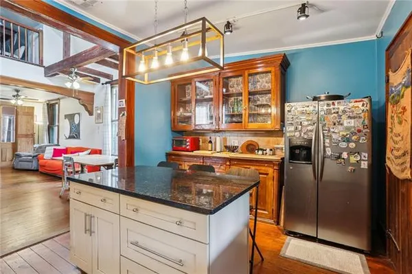$2,800 | 3143 Dauphine Street, New Orleans, LA 70117