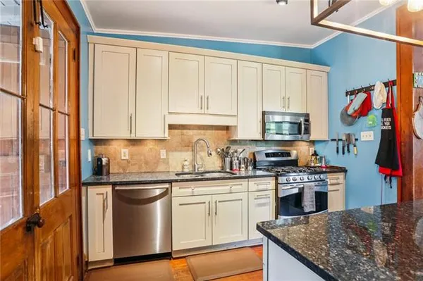 $2,800 | 3143 Dauphine Street, New Orleans, LA 70117
