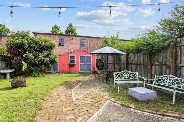 $2,800 | 3143 Dauphine Street, New Orleans, LA 70117
