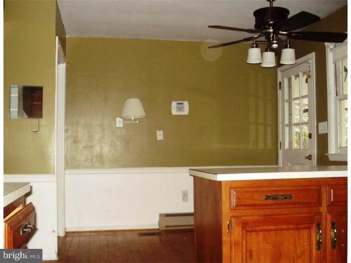 462 Fulmer Road Pottstown, PA 19465 - Photo 7 of 13 Kitchen