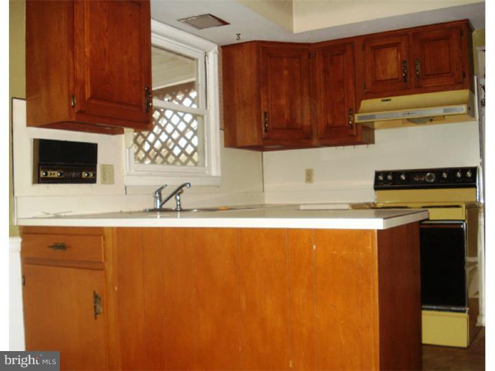 462 Fulmer Road Pottstown, PA 19465 - Photo 8 of 13 Kitchen