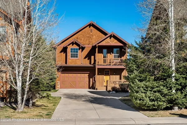 $769,000 | 121 White Horse Drive, New Castle, CO 81647