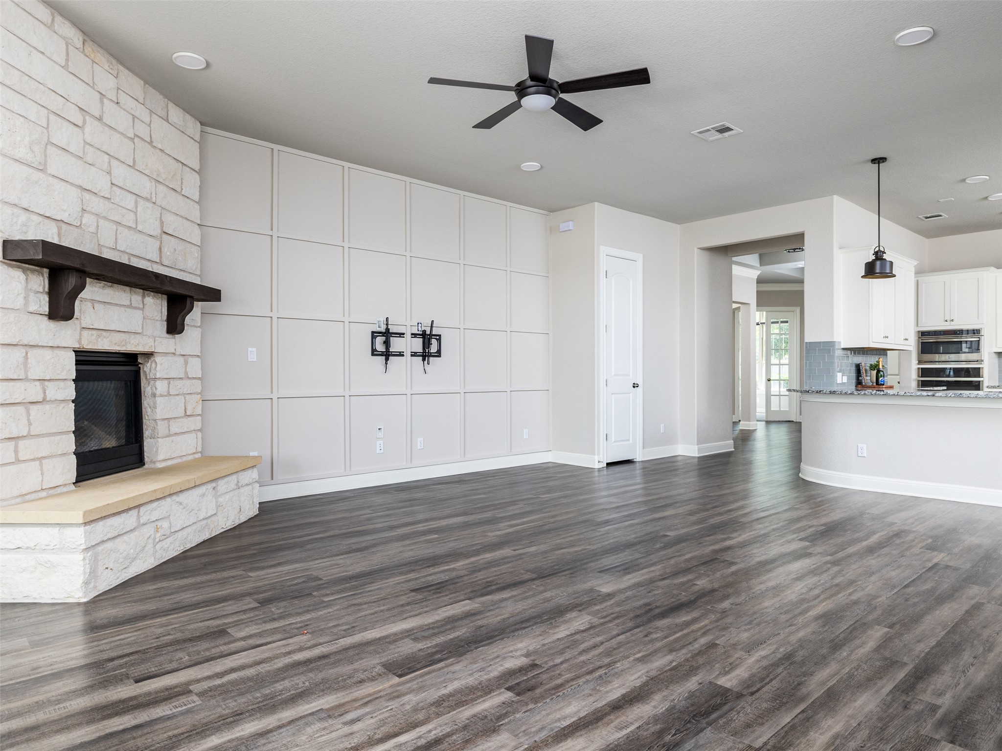 1329 Siena Sunset Road Leander, TX 78641 - Photo 10 of 40