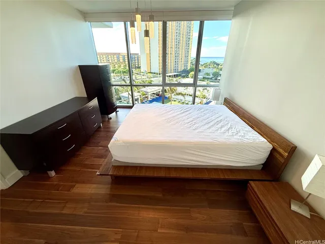 $4,750 | 1189 Waimanu Street, Unit 1002, Honolulu, HI 96814
