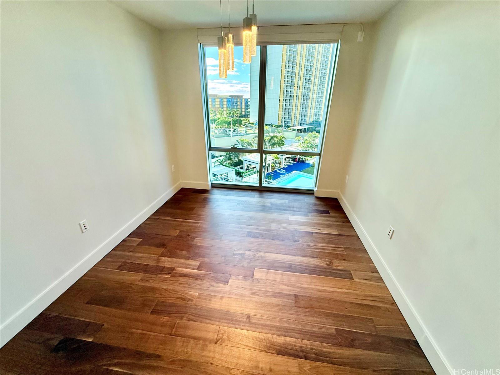 1189 Waimanu Street, Unit 1002 Honolulu, HI 96814 - Photo 8 of 19