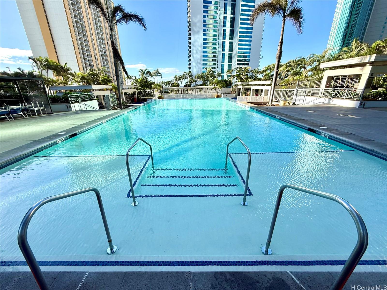 1189 Waimanu Street, Unit 1002 Honolulu, HI 96814 - Photo 10 of 19