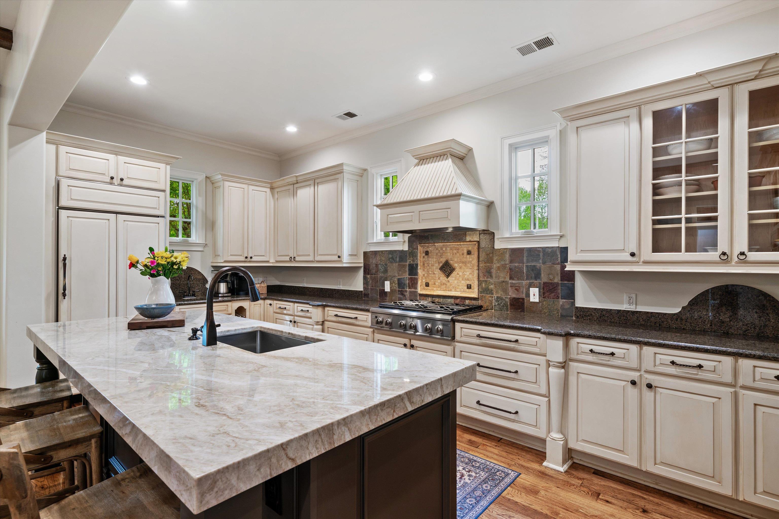 1328 Bridgepointe Drive Collierville, TN 38017 - Photo 13 of 38
