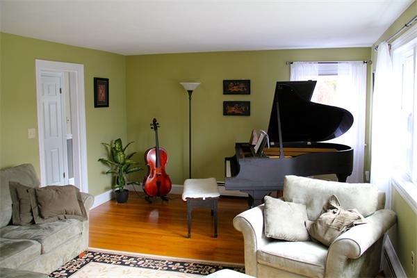 12 Sawyer Road North Andover, MA 01845 - Photo 3 of 24 Gallery Image 3