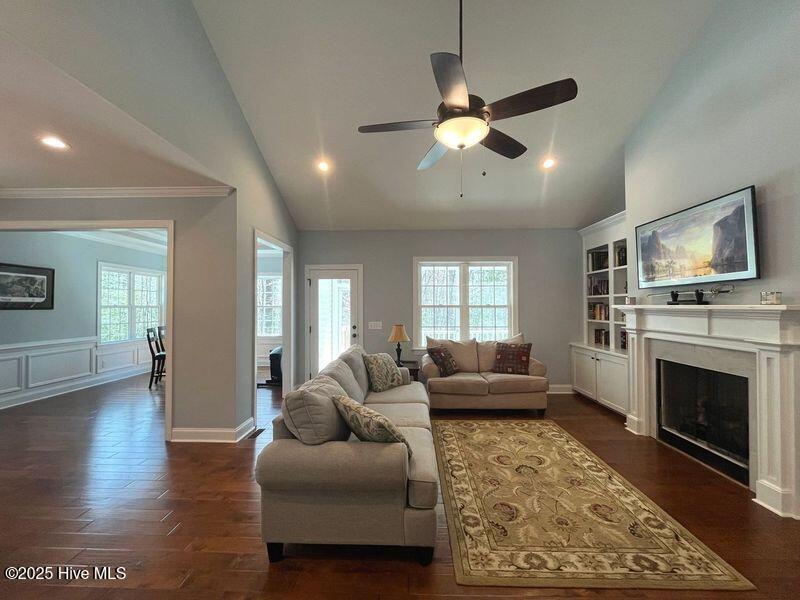 22 Starlit Lane Pinehurst, NC 28374 - Photo 7 of 53 22 living 6