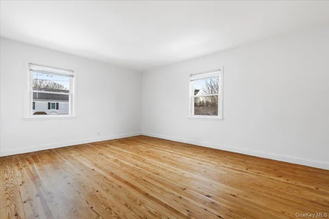 $925,000 | 55 Del Rey Drive, Mount Vernon, NY 10552