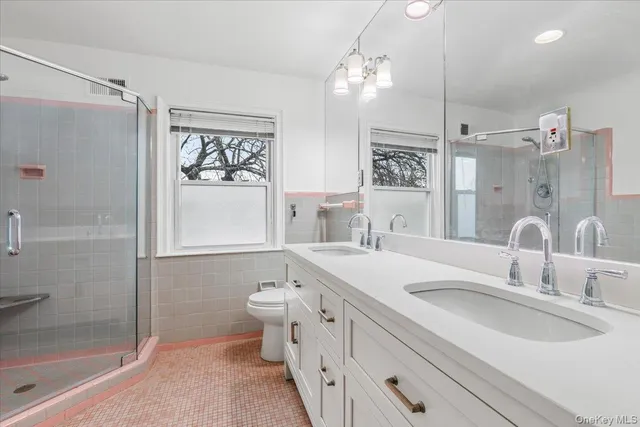 $925,000 | 55 Del Rey Drive, Mount Vernon, NY 10552