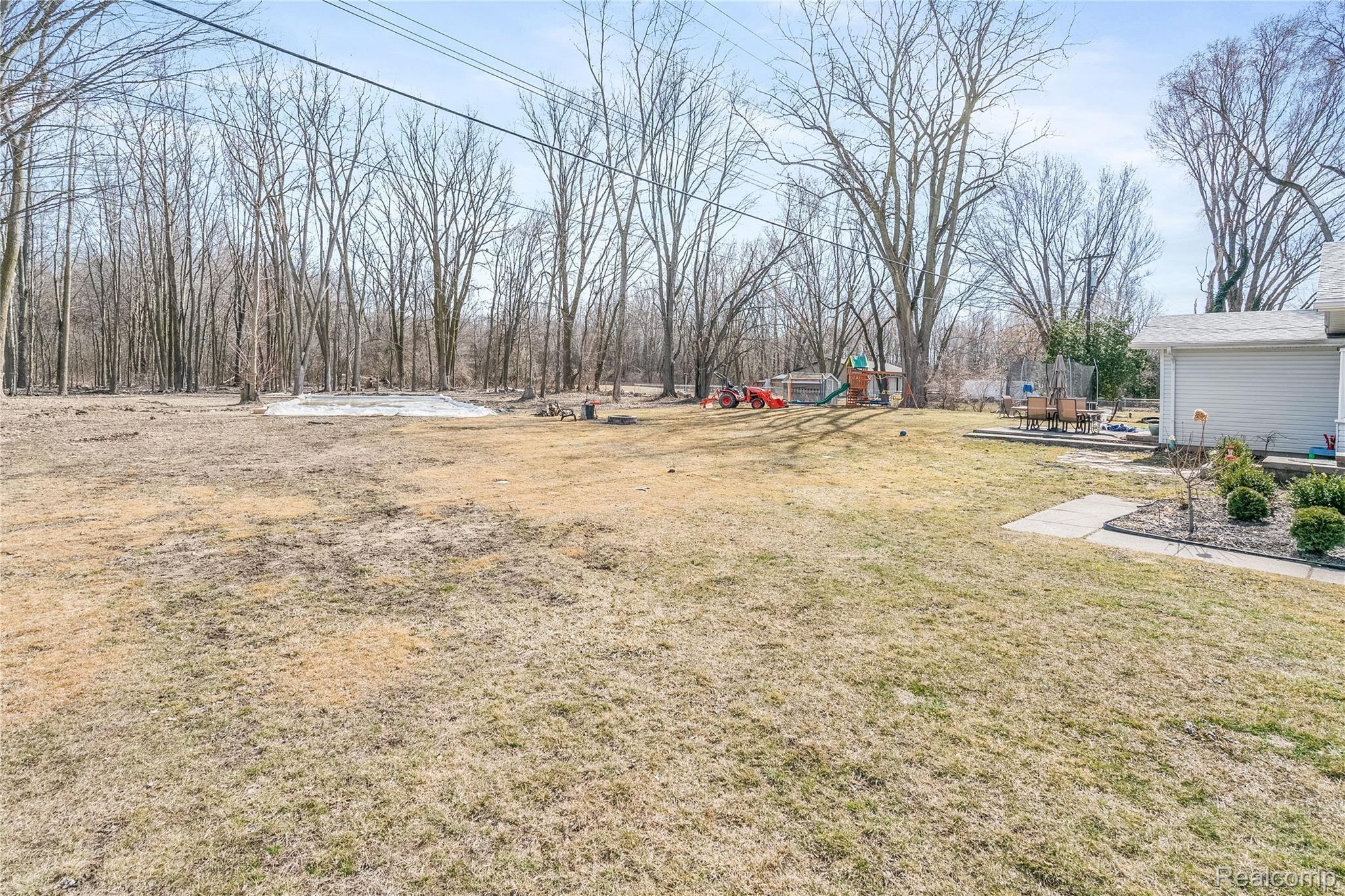 24105 Waltz Road New Boston, MI 48164 - Photo 39 of 40 24105 Waltz Rd-7970.jpg