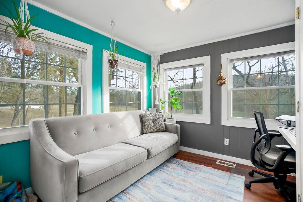 22463 George Road Tonganoxie, KS 66086 - Photo 12 of 39