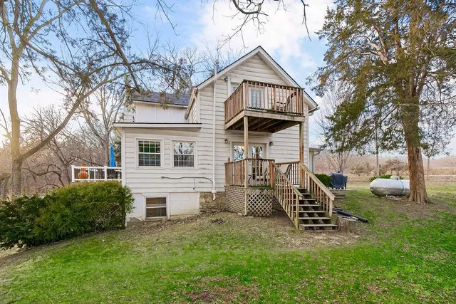 $330,000 | 22463 George Road, Tonganoxie, KS 66086