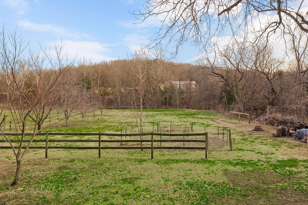 22463 George Road Tonganoxie, KS 66086 - Photo 26 of 39