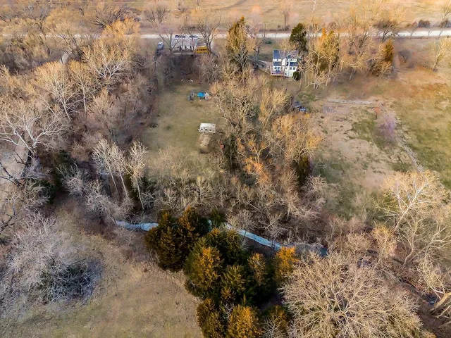 $330,000 | 22463 George Road, Tonganoxie, KS 66086