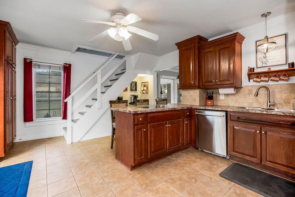 22463 George Road Tonganoxie, KS 66086 - Photo 5 of 39