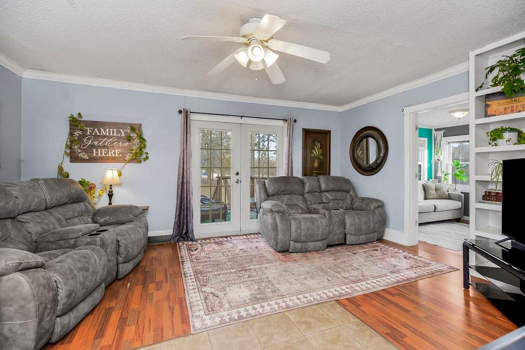 22463 George Road Tonganoxie, KS 66086 - Photo 9 of 39