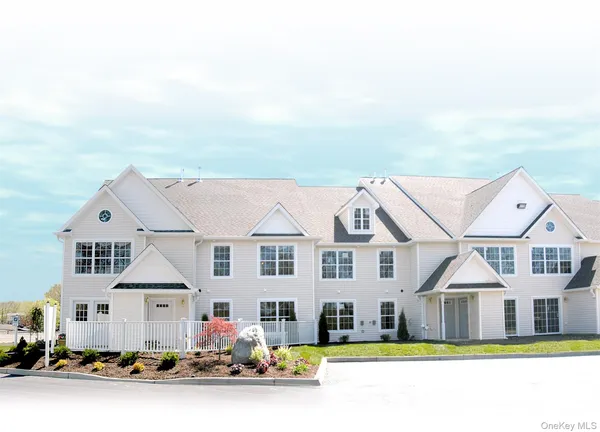 $2,025 | 260 Ruth Court, Middletown, NY 10940