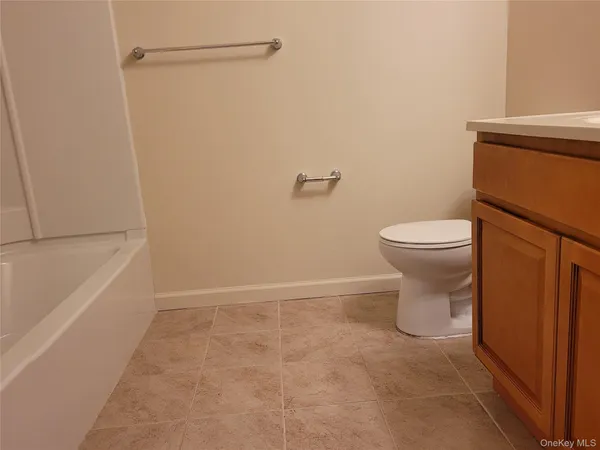 $2,025 | 260 Ruth Court, Middletown, NY 10940