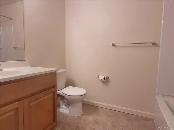 $2,025 | 260 Ruth Court, Middletown, NY 10940