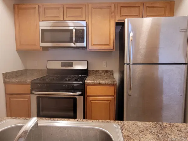 $2,025 | 260 Ruth Court, Middletown, NY 10940