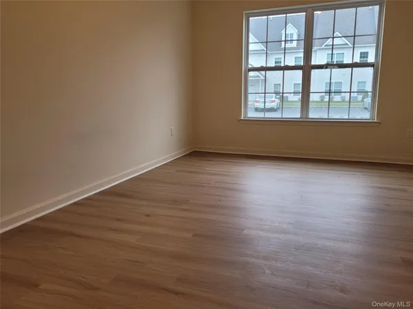$2,025 | 260 Ruth Court, Middletown, NY 10940