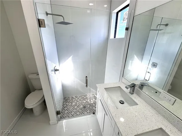 $2,100 | 3544 Northwest 41st Place, Cape Coral, FL 33993