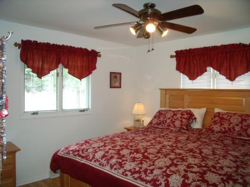 12335 North Grove Road Sycamore, IL 60178 - Photo 11 of 16