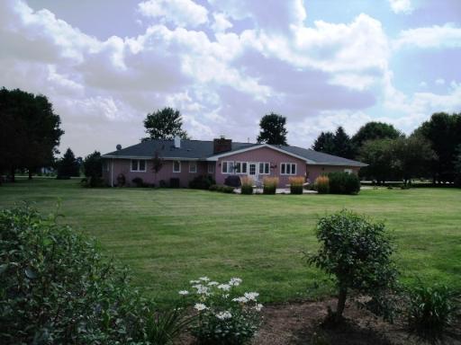 12335 North Grove Road Sycamore, IL 60178 - Photo 16 of 16