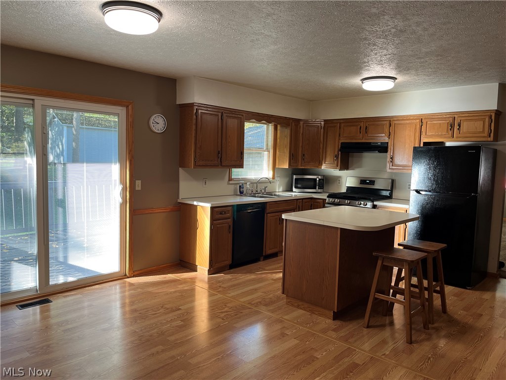 10757 Hiner Road Wooster, OH 44691 - Photo 6 of 37 Gallery Image 6