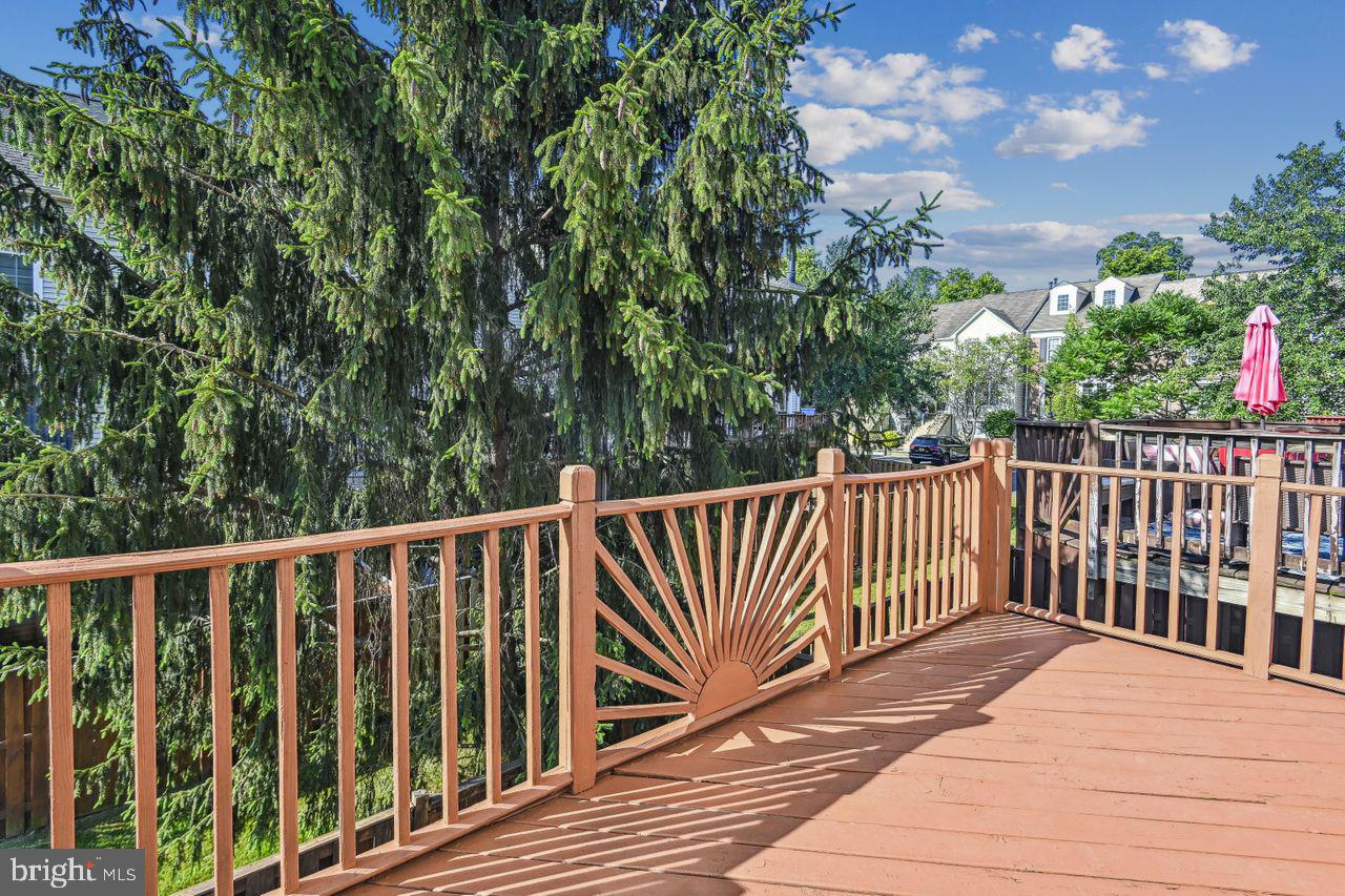 22053 Manning Square Sterling, VA 20166 - Photo 11 of 36 Deck off Living Room