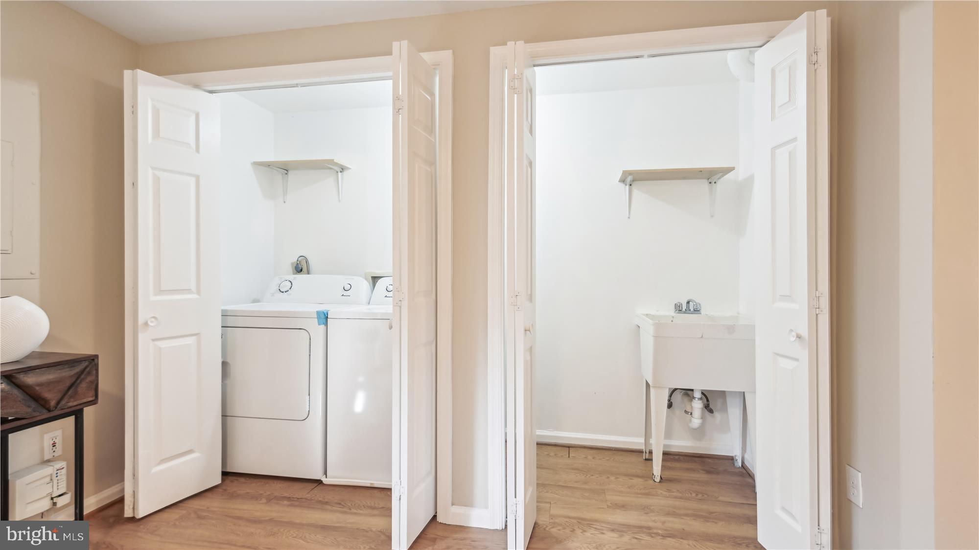 22053 Manning Square Sterling, VA 20166 - Photo 26 of 36 Washer, Dryer, and Laundry Sink