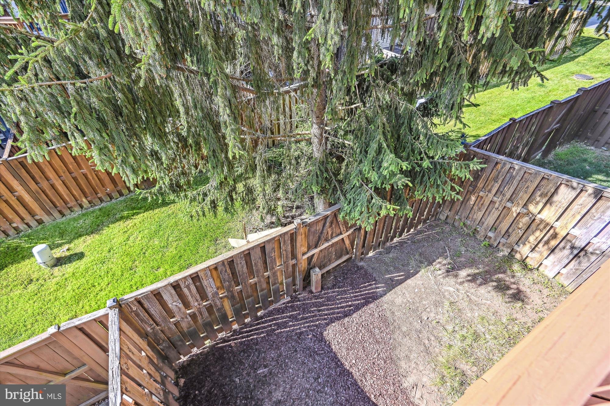 22053 Manning Square Sterling, VA 20166 - Photo 31 of 36