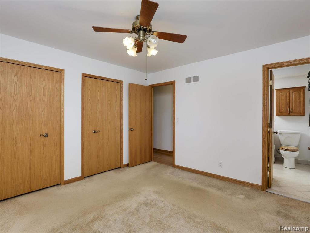 47535 Chrys Road Macomb, MI 48044 - Photo 15 of 29
