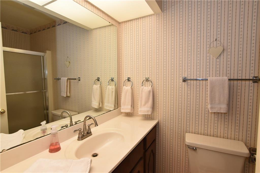 933 Goldfinch Road Columbus, IN 47203 - Photo 29 of 33 Gallery Image 29