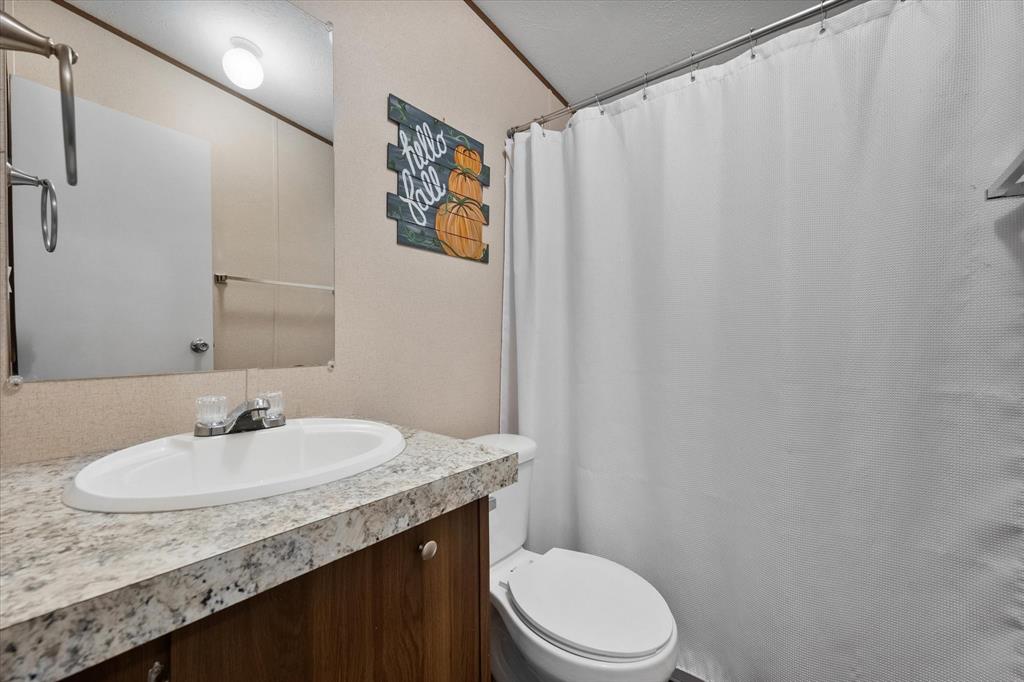 1517 County Road 2162 Barry, TX 75102 - Photo 18 of 38