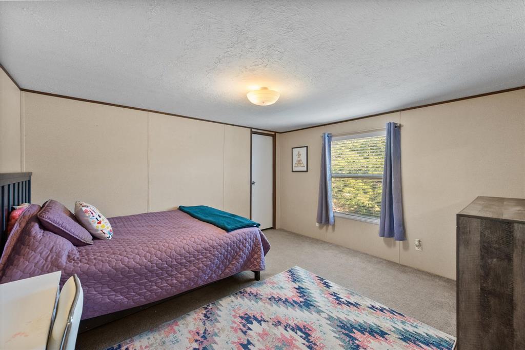 1517 County Road 2162 Barry, TX 75102 - Photo 20 of 38