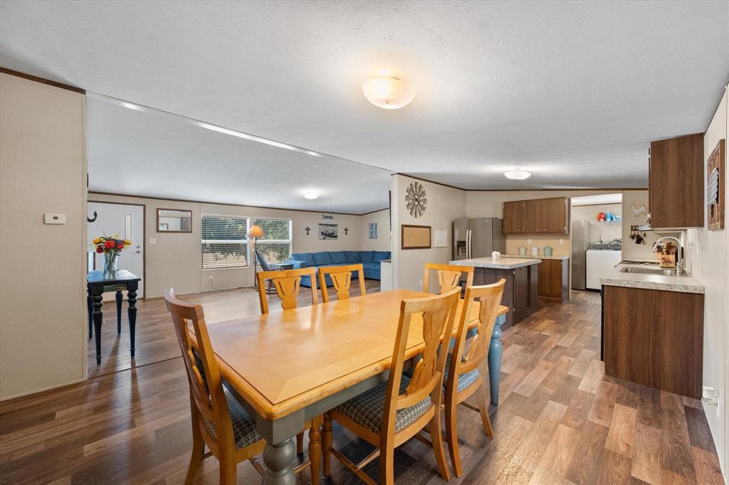 1517 County Road 2162 Barry, TX 75102 - Photo 9 of 38