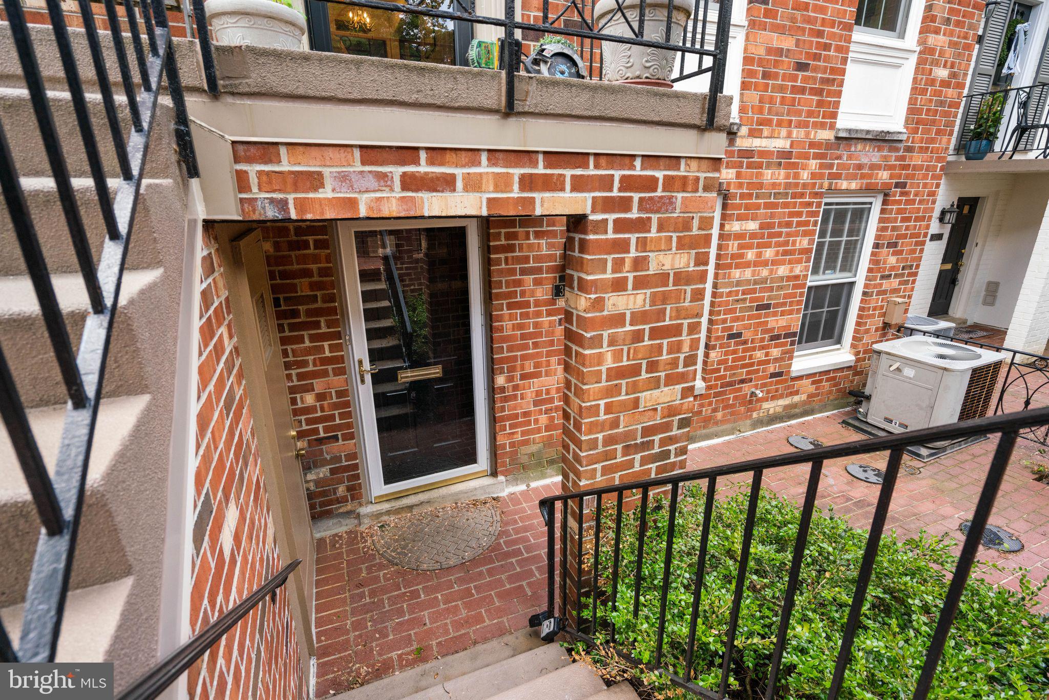 3231 Sutton Place Northwest, Unit D Washington, DC 20016 - Photo 2 of 41