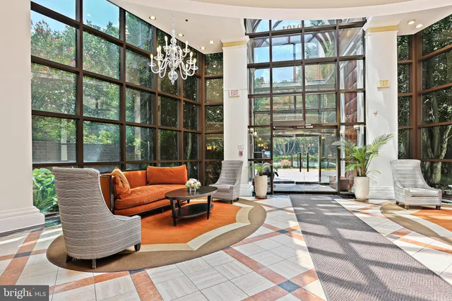 $349,000 | 10101 Grosvenor Place, Unit 1110, Rockville, MD 20852