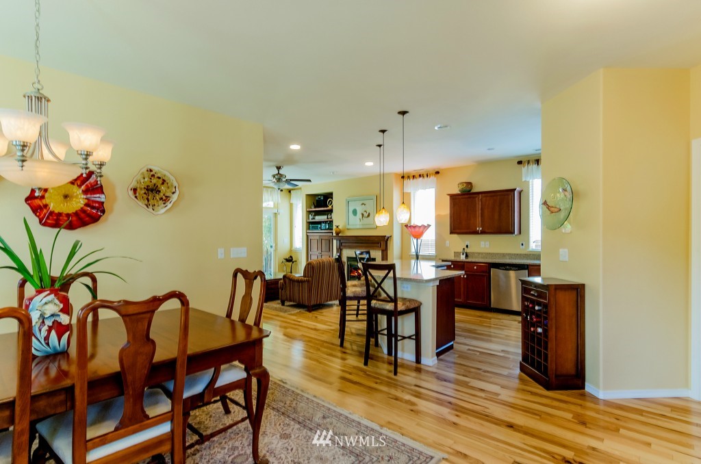 8437 Bainbridge Loop Northeast Lacey, WA 98516 - Photo 3 of 25
