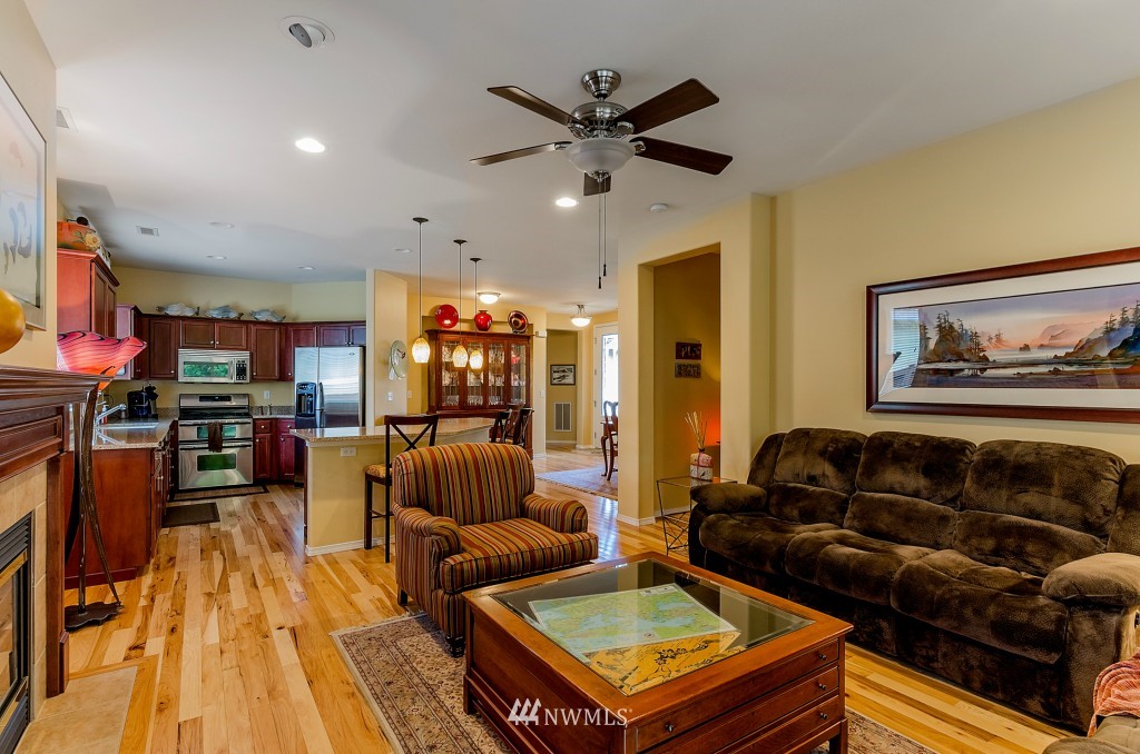 8437 Bainbridge Loop Northeast Lacey, WA 98516 - Photo 5 of 25