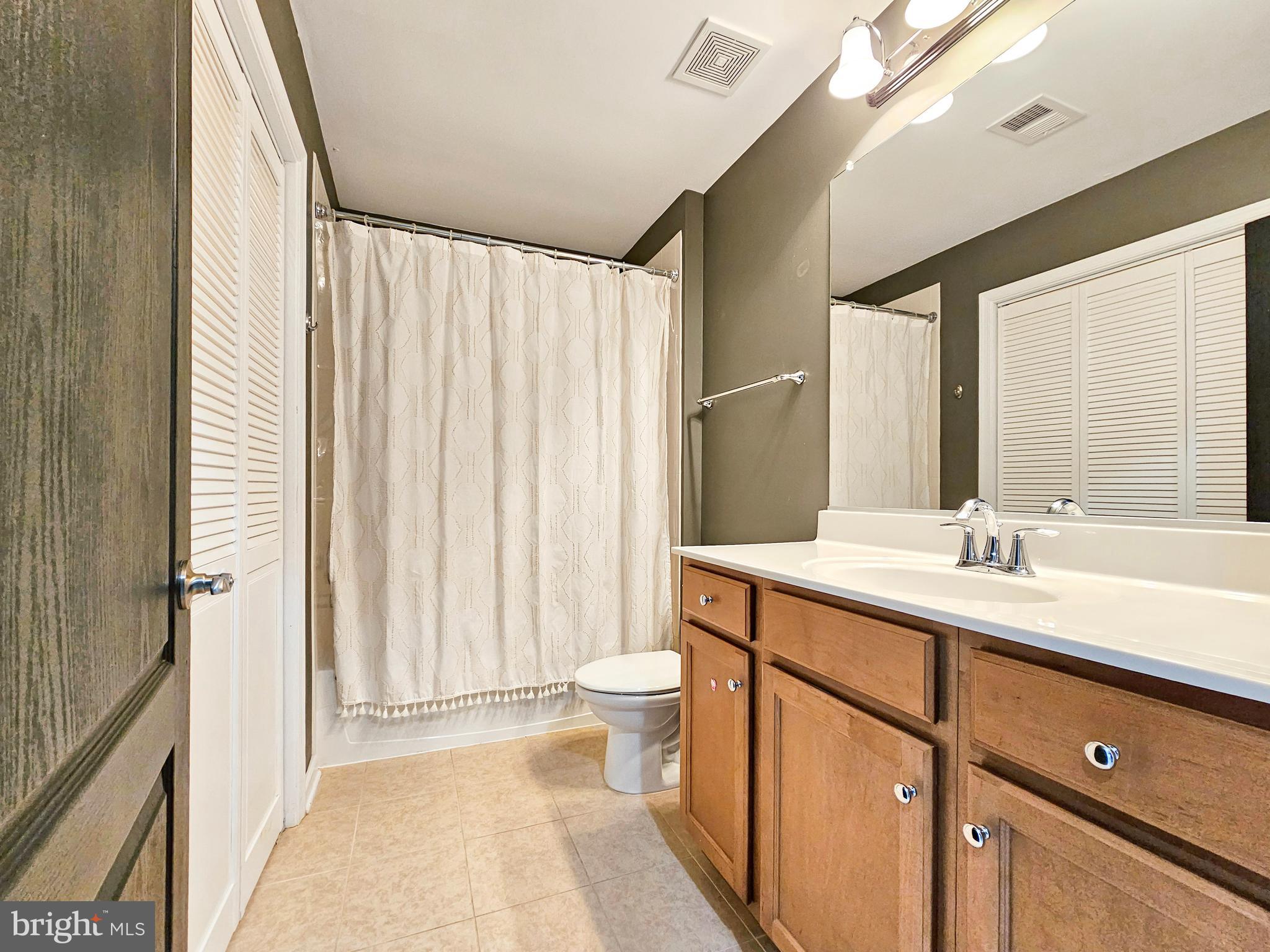 42770 Hay Road Ashburn, VA 20147 - Photo 21 of 23